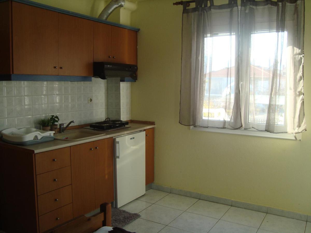 Polis΄ House Appartement Vrasná Buitenkant foto