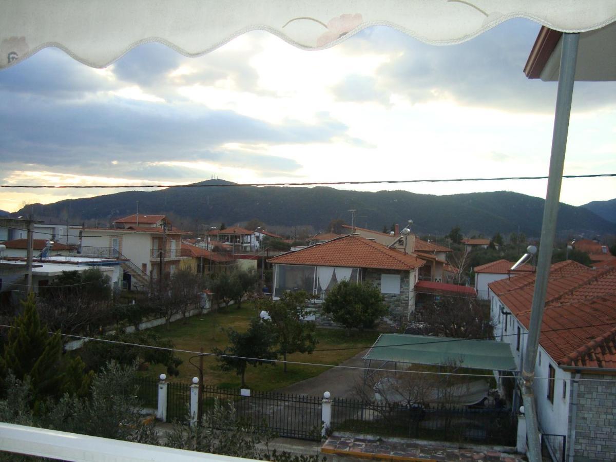 Polis΄ House Appartement Vrasná Buitenkant foto