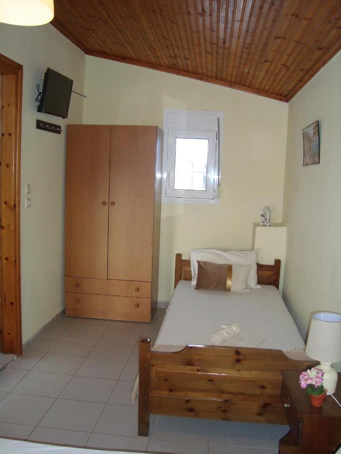 Polis΄ House Appartement Vrasná Buitenkant foto
